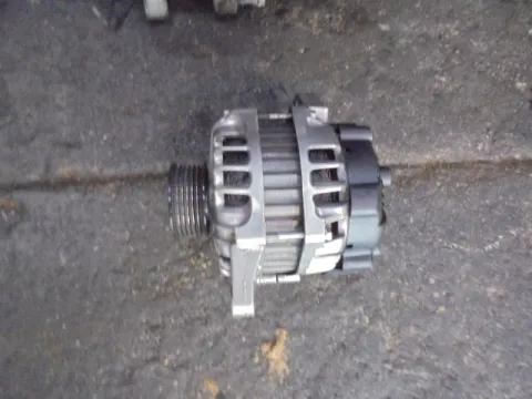 Δυναμό - Εναλλάκτης 37300-2B101 για HYUNDAI i20 (2009 - 2011) Δυναμό - Εναλλάκτης 37300-2B101 για HYUNDAI i20 (2009 - 2011)