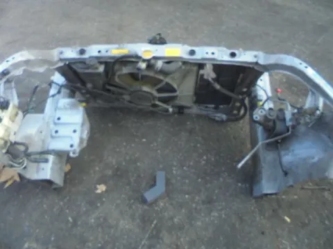 Σκέτη Μετώπη Χ.Ψυγεία (Χωρίς Τραβέρσα) για TOYOTA YARIS VERSO (1999 - 2002) (XP20) *Γ* -  Σκέτη Μετώπη Χ.Ψυγεία (Χωρίς Τραβέρσα) για TOYOTA YARIS VERSO (1999 - 2002) (XP20) *Γ* -