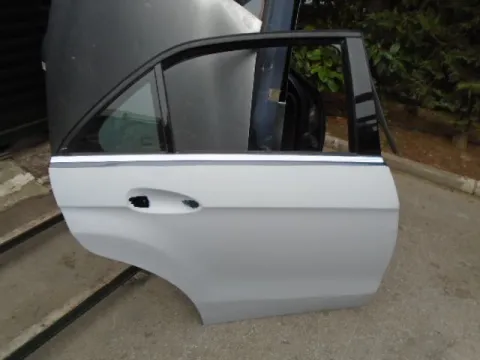 Πόρτα Πίσω Δεξιά για MERCEDES E - CLASS (2009 - 2012) (W212) Sedan - 4dr Πόρτα Πίσω Δεξιά για MERCEDES E - CLASS (2009 - 2012) (W212) Sedan - 4dr