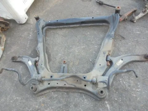 Γέφυρα Εμπρός Πλαίσιο για NISSAN X-TRAIL (2007 - 2011) (T31) *ΔΒ* Γέφυρα Εμπρός Πλαίσιο για NISSAN X-TRAIL (2007 - 2011) (T31) *ΔΒ*