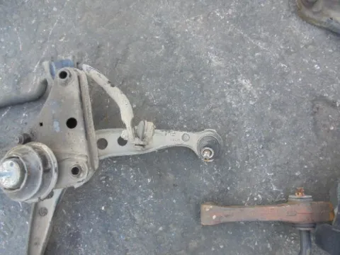 Ψαλίδι Εμπρός Δεξί για BMW 3 Series (1990 - 1995) (E36) *ΔΒ* Ψαλίδι Εμπρός Δεξί για BMW 3 Series (1990 - 1995) (E36) *ΔΒ*