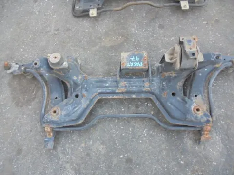 Γέφυρα Εμπρός Οριζόντια για VW PASSAT (1997 - 2000) (3B2) *ΔΒ* Γέφυρα Εμπρός Οριζόντια για VW PASSAT (1997 - 2000) (3B2) *ΔΒ*