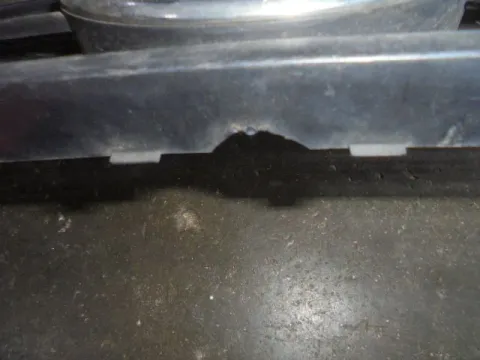 Μάσκα Με Σήμα (Σπασμένη Βάση) για MERCEDES VITO (2004 - 2010) (W639) -  Μάσκα Με Σήμα (Σπασμένη Βάση) για MERCEDES VITO (2004 - 2010) (W639) -