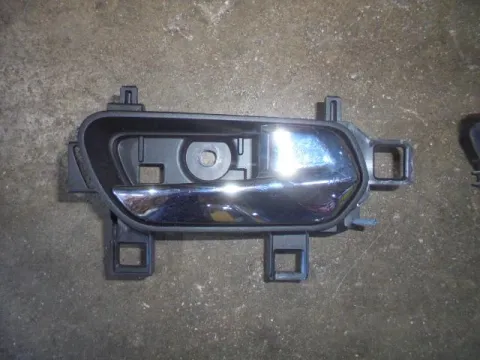Πετούγια Πόρτας Εσωτερική Πίσω Δεξιά για NISSAN MICRA (2017 - ) (K14) Πετούγια Πόρτας Εσωτερική Πίσω Δεξιά για NISSAN MICRA (2017 - ) (K14)