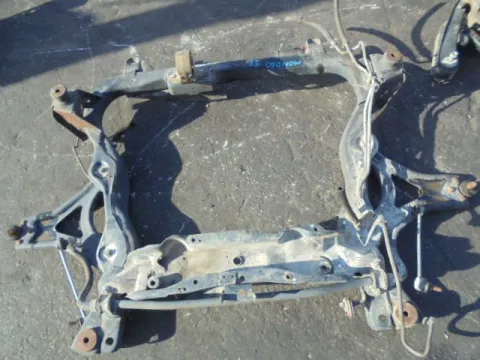 Γέφυρα Εμπρός Πλαίσιο για FORD MONDEO (1996 - 2000) Mk2 *ΔΒ* Γέφυρα Εμπρός Πλαίσιο για FORD MONDEO (1996 - 2000) Mk2 *ΔΒ*