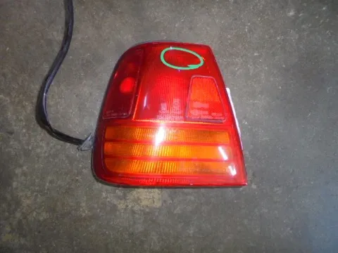 Φανάρι Πίσω Αριστερό (Ραγισμένο) για SUZUKI SWIFT (1992 - 1996) (SF) Sedan - 4dr Φανάρι Πίσω Αριστερό (Ραγισμένο) για SUZUKI SWIFT (1992 - 1996) (SF) Sedan - 4dr