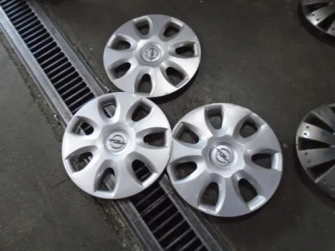 Τάσι Τροχού   (1) 15αρι  για OPEL CORSA (2006 - 2011) D Τάσι Τροχού   (1) 15αρι  για OPEL CORSA (2006 - 2011) D