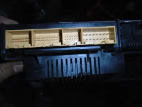 Χειριστήρια Καλοριφέρ 4B0820043K για AUDI A6 (2001 - 2004) (4B) - 