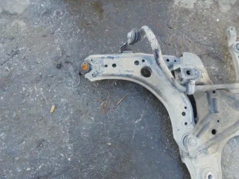Ψαλίδι Εμπρός Αριστερό για SKODA OCTAVIA (2000 - 2008) 4 (1U2-5) *ΔΒ* Ψαλίδι Εμπρός Αριστερό για SKODA OCTAVIA (2000 - 2008) 4 (1U2-5) *ΔΒ*