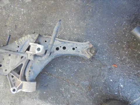 Ψαλίδι Εμπρός Δεξί για SKODA FABIA (2004 - 2007) (6Y) *ΔΒ* Ψαλίδι Εμπρός Δεξί για SKODA FABIA (2004 - 2007) (6Y) *ΔΒ*