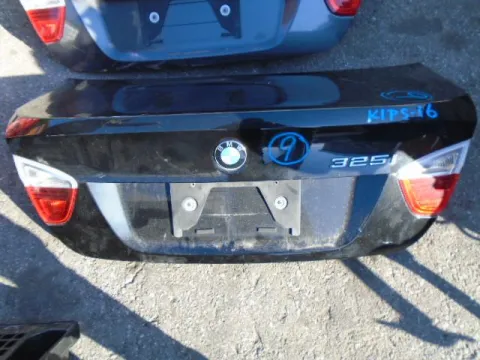 Καπό Πίσω για BMW 3 Series (2005 - 2008) (E90-1-2-3) (E90) Sedan - 4dr *Γ* Καπό Πίσω για BMW 3 Series (2005 - 2008) (E90-1-2-3) (E90) Sedan - 4dr *Γ*