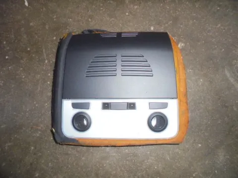 Μπλαφονίερα Οροφής (Κεντρική) για BMW 3 Series (2005 - 2008) (E90-1-2-3) (E90) Sedan - 4dr , (2008 - 2012) (E90-1-2-3 F-L) Μπλαφονίερα Οροφής (Κεντρική) για BMW 3 Series (2005 - 2008) (E90-1-2-3) (E90) Sedan - 4dr , (2008 - 2012) (E90-1-2-3 F-L)