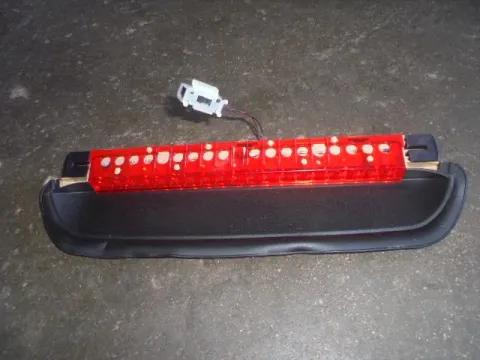 Φανάρι Πίσω Μεσαίο Στόπ για BMW 3 Series (2005 - 2008) (E90-1-2-3) (E90) Sedan - 4dr , (2008 - 2012) (E90-1-2-3 F-L) Φανάρι Πίσω Μεσαίο Στόπ για BMW 3 Series (2005 - 2008) (E90-1-2-3) (E90) Sedan - 4dr , (2008 - 2012) (E90-1-2-3 F-L)