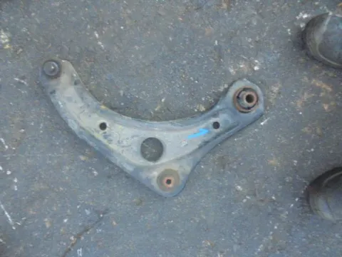 Ψαλίδι Εμπρός Δεξί για NISSAN MICRA (2011 - 2013) (K13) 1200 (HR12DE) petrol 80 , (2013 - 2017) (K13) JAPAN Ψαλίδι Εμπρός Δεξί για NISSAN MICRA (2011 - 2013) (K13) 1200 (HR12DE) petrol 80 , (2013 - 2017) (K13) JAPAN
