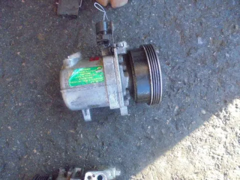 Συμπιεστής A-C (Κομπρέσορας) 64528390228 για BMW 3 Series (1990 - 1995) (E36) Συμπιεστής A-C (Κομπρέσορας) 64528390228 για BMW 3 Series (1990 - 1995) (E36)