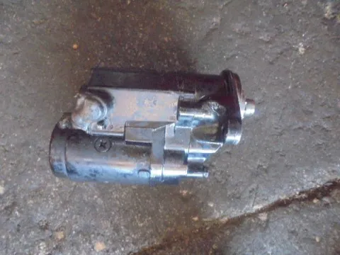 Μίζα για TOYOTA HI-LUX (1992 - 1997) (YN85 -110) Μίζα για TOYOTA HI-LUX (1992 - 1997) (YN85 -110)