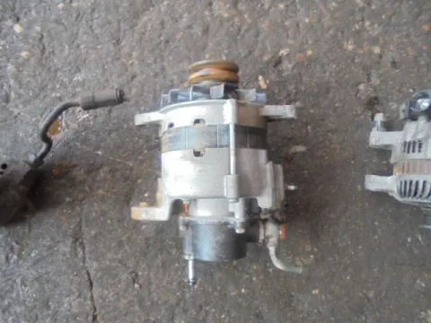 Δυναμό - Εναλλάκτης για TOYOTA HI-LUX (1998 - 2001) (N140-170) 2400 2L diesel 79 LN145 Δυναμό - Εναλλάκτης για TOYOTA HI-LUX (1998 - 2001) (N140-170) 2400 2L diesel 79 LN145
