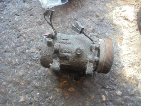 Συμπιεστής A-C (Κομπρέσορας) για PEUGEOT 206 (1998 - 2002) (2A) (2C) (T3E) Συμπιεστής A-C (Κομπρέσορας) για PEUGEOT 206 (1998 - 2002) (2A) (2C) (T3E)
