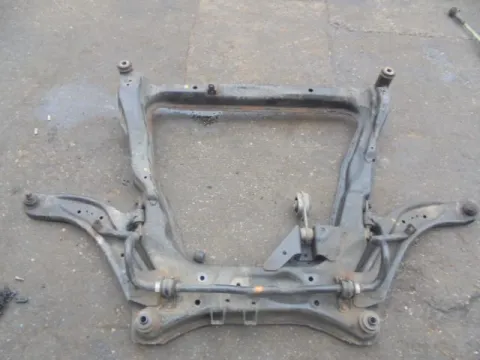 Γέφυρα Εμπρός Πλαίσιο για NISSAN X-TRAIL (2011 - 2014) (T31) ITALY *ΔΒ* Γέφυρα Εμπρός Πλαίσιο για NISSAN X-TRAIL (2011 - 2014) (T31) ITALY *ΔΒ*