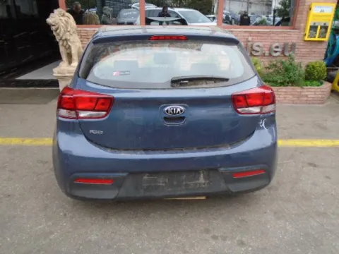 Τροπέτο Πίσω Χωρίς Άξονα Με Φτερά για KIA RIO (2017 - ) *Π* Τροπέτο Πίσω Χωρίς Άξονα Με Φτερά για KIA RIO (2017 - ) *Π*