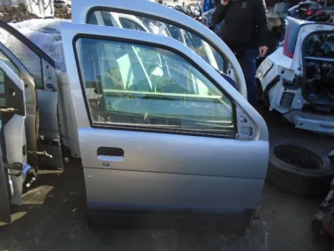 Πόρτα Εμπρός Δεξιά για DAIHATSU TERIOS (1997 - 2000) (J100) *E* Πόρτα Εμπρός Δεξιά για DAIHATSU TERIOS (1997 - 2000) (J100) *E*