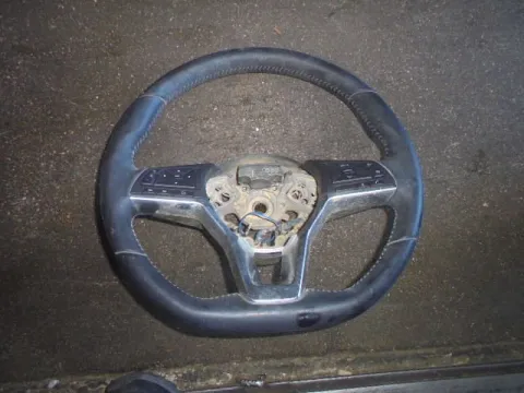 Τιμόνι (Βολάν) (Με Χειριστήρια) για NISSAN QASHQAI (2018 -) Τιμόνι (Βολάν) (Με Χειριστήρια) για NISSAN QASHQAI (2018 -)