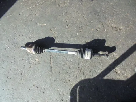 Ημιαξόνιο Εμπρός Αριστερό για TOYOTA YARIS (2012 - 2014) ( ) / 1000 (1KR-FE) petrol 69 ( KSP90 ) Ημιαξόνιο Εμπρός Αριστερό για TOYOTA YARIS (2012 - 2014) ( ) / 1000 (1KR-FE) petrol 69 ( KSP90 )