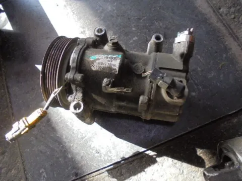 Συμπιεστής A-C (Κομπρέσορας) 9651910980 για PEUGEOT 207 (2006 - 2009) (WA_) (WC_)  Συμπιεστής A-C (Κομπρέσορας) 9651910980 για PEUGEOT 207 (2006 - 2009) (WA_) (WC_)