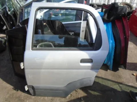 Πόρτα Πίσω Αριστερή για DAIHATSU TERIOS (1997 - 2000) (J100) *Ε* Πόρτα Πίσω Αριστερή για DAIHATSU TERIOS (1997 - 2000) (J100) *Ε*