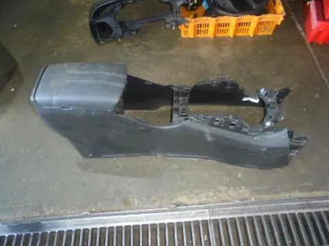 Υποβραχιόνιο(Τεμπέλης) για NISSAN QASHQAI (2014 - 2017) *Γ* Υποβραχιόνιο(Τεμπέλης) για NISSAN QASHQAI (2014 - 2017) *Γ*