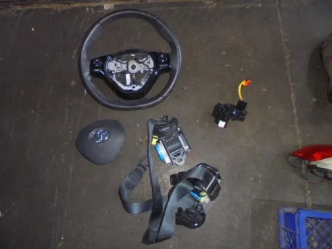 Σετ Αερόσακων Εμπρός (με Ταμπλό) για TOYOTA AYGO (2014 - 2017) *Γ* - 