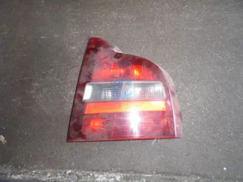 Φανάρι Πίσω Δεξί (Ελαττωματικό) για VOLVO S80 (1999 - 2005) (TS) (XY)  Φανάρι Πίσω Δεξί (Ελαττωματικό) για VOLVO S80 (1999 - 2005) (TS) (XY)