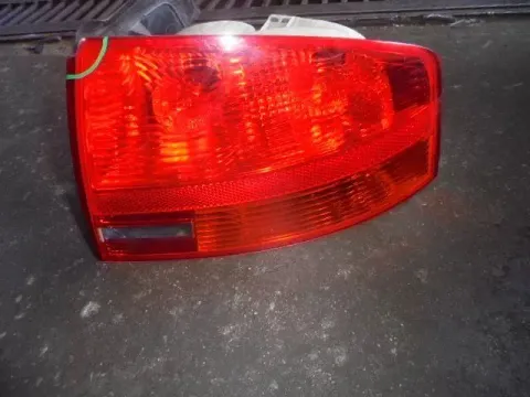 Φανάρι Πίσω Δεξί  (Ελαττωματικό) για AUDI A4 (2005 - 2008) (8E) (8H) Sedan - 4dr  Φανάρι Πίσω Δεξί  (Ελαττωματικό) για AUDI A4 (2005 - 2008) (8E) (8H) Sedan - 4dr