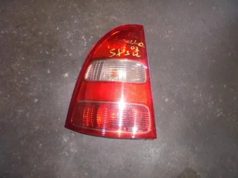 Φανάρι Πίσω Αριστερό για TOYOTA COROLLA (2002 - 2004) (E120) S-Wagon - 5dr  Φανάρι Πίσω Αριστερό για TOYOTA COROLLA (2002 - 2004) (E120) S-Wagon - 5dr