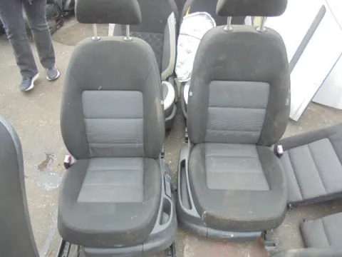 Καθίσματα Σετ Σαλόνι (Με Αερόσακους) για SKODA OCTAVIA (2004 - 2008) 5 (1Z3-5) *ΔΒ* Καθίσματα Σετ Σαλόνι (Με Αερόσακους) για SKODA OCTAVIA (2004 - 2008) 5 (1Z3-5) *ΔΒ*