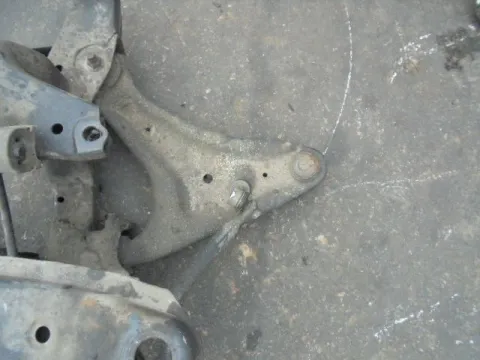 Ψαλίδι Εμπρός Αριστερό για DAIHATSU TERIOS (2006 - 2009) (J200) *ΔΒ*