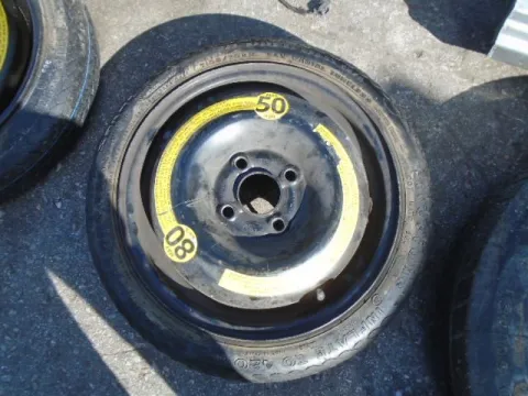 Ζαντολάστιχο Ρεζέρβα Firestone 105/70/r14  για VW POLO (1999 - 2001) (6N2) *ΔΒ* Ζαντολάστιχο Ρεζέρβα Firestone 105/70/r14  για VW POLO (1999 - 2001) (6N2) *ΔΒ*