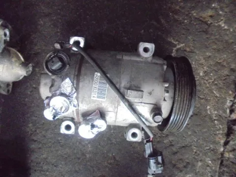 Συμπιεστής A-C (Κομπρέσορας) για HYUNDAI i30 (2007 - 2012)  Συμπιεστής A-C (Κομπρέσορας) για HYUNDAI i30 (2007 - 2012)