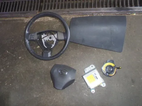 Σετ Αερόσακων Εμπρός (χ.Ταμπλό) με Καπάκι για DAIHATSU TERIOS (2006 - 2009) (J200) *Γ* Σετ Αερόσακων Εμπρός (χ.Ταμπλό) με Καπάκι για DAIHATSU TERIOS (2006 - 2009) (J200) *Γ*