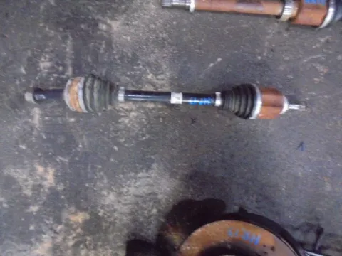 Ημιαξόνιο Εμπρός Αριστερό για NISSAN QASHQAI (2018 -) / 1330 HR13 Petrol  Ημιαξόνιο Εμπρός Αριστερό για NISSAN QASHQAI (2018 -) / 1330 HR13 Petrol