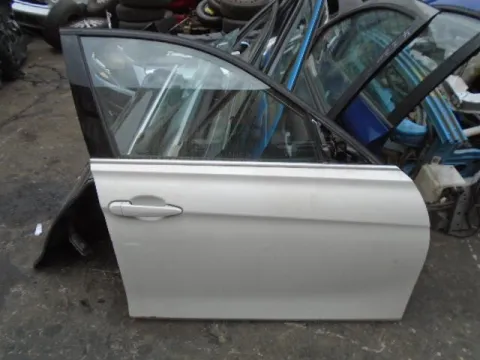 Πόρτα Εμπρός Δεξιά για BMW 3 Series (2013 - ) (F30-1)  Πόρτα Εμπρός Δεξιά για BMW 3 Series (2013 - ) (F30-1)