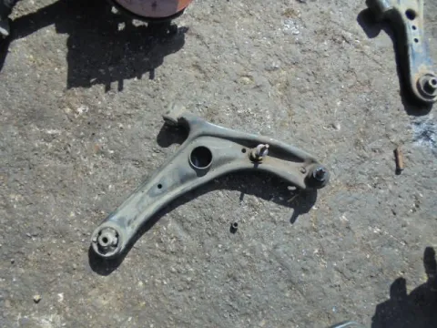 Ψαλίδι Εμπρός Δεξί για TOYOTA YARIS (2003 - 2005) (XP10) ΠΑΛΕΤΑ *1* *276665* Ψαλίδι Εμπρός Δεξί για TOYOTA YARIS (2003 - 2005) (XP10) ΠΑΛΕΤΑ *1* *276665*