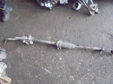 Κρεμαγιέρα Μηχανική για TOYOTA YARIS (2003 - 2005) (XP10)  Κρεμαγιέρα Μηχανική για TOYOTA YARIS (2003 - 2005) (XP10)