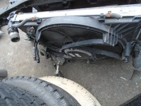 Μούρη (με καπό και φτερά) Με Φανάρια Xenon για BMW 3 Series (2005 - 2008) (E90-1-2-3) (E90) Sedan - 4dr *Γ* -  Μούρη (με καπό και φτερά) Με Φανάρια Xenon για BMW 3 Series (2005 - 2008) (E90-1-2-3) (E90) Sedan - 4dr *Γ* -