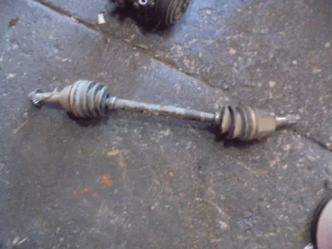 Ημιαξόνιο Εμπρός Αριστερό για HYUNDAI ACCENT (1999 - 2002) (CG) (LC)  Ημιαξόνιο Εμπρός Αριστερό για HYUNDAI ACCENT (1999 - 2002) (CG) (LC)