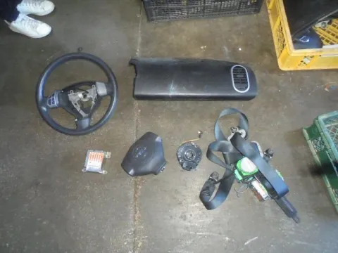 Σετ Αερόσακων Εμπρός (χ.Ταμπλό) (Με Καπάκι) για OPEL AGILA (2008 - ) *Γ* Σετ Αερόσακων Εμπρός (χ.Ταμπλό) (Με Καπάκι) για OPEL AGILA (2008 - ) *Γ*