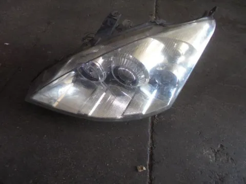 Φανάρι Εμπρός Αριστερό XENON για FORD FOCUS (2002 - 2004) Mk1b  Φανάρι Εμπρός Αριστερό XENON για FORD FOCUS (2002 - 2004) Mk1b