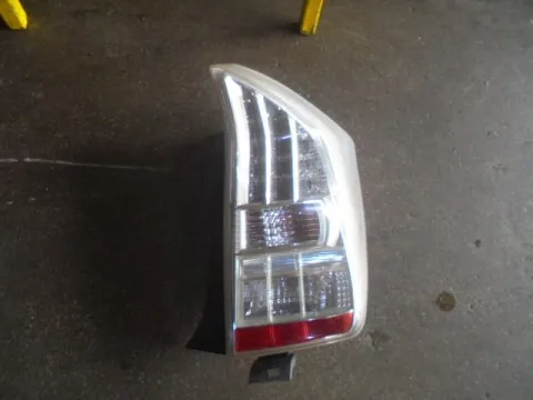 Φανάρι Πίσω Δεξί για TOYOTA PRIUS (2013 - ) Φανάρι Πίσω Δεξί για TOYOTA PRIUS (2013 - )
