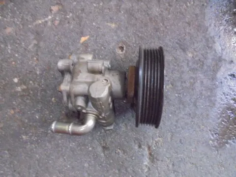 Αντλία Υδραυλικού Τιμονιού Μεταχειρισμένος για VW GOLF (1998 - 2004) Mk4 (1J1)  Αντλία Υδραυλικού Τιμονιού Μεταχειρισμένος για VW GOLF (1998 - 2004) Mk4 (1J1)