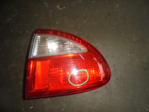 Φανάρι Πίσω Δεξί (Ραγισμένο) για SEAT LEON (1999 - 2005) (1MZ)  Φανάρι Πίσω Δεξί (Ραγισμένο) για SEAT LEON (1999 - 2005) (1MZ)